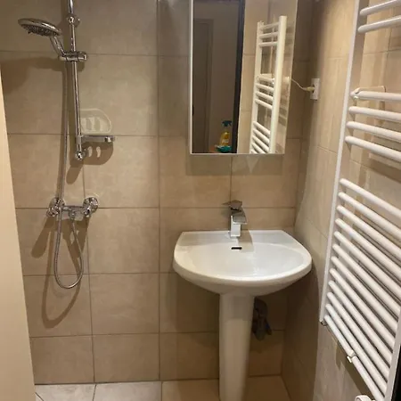 Jolis Meublé * Angerville (Essonne)