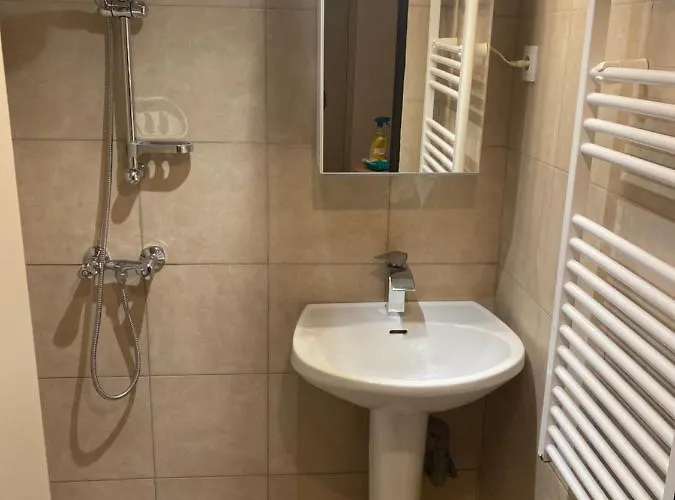 Jolis Meublé * Angerville (Essonne)